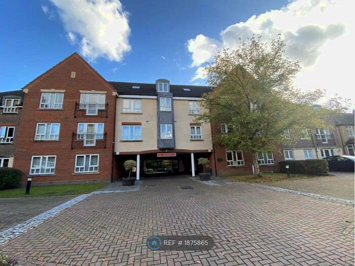 1 Bedroom Flat To Rent In Windermere Court, Carshalton, SM5