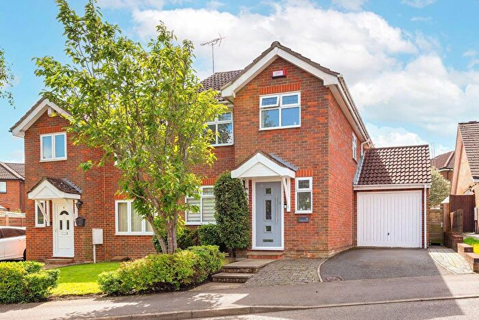 3 Bedroom Property To Rent In Landbury Walk, Ashford, TN25