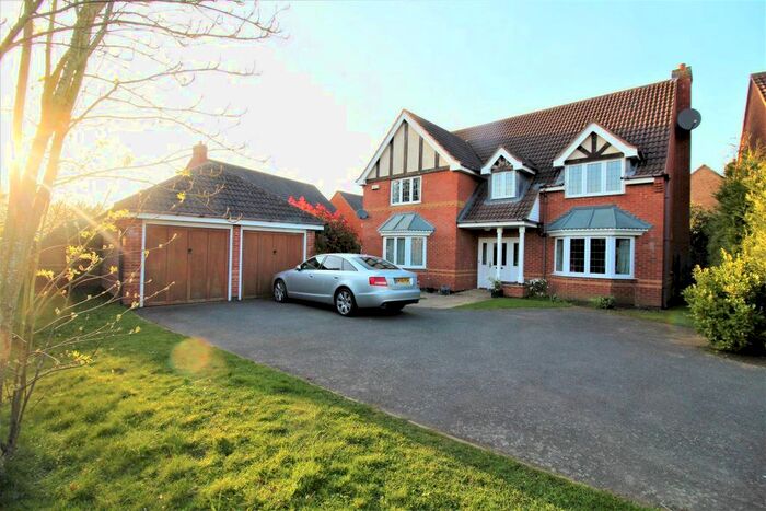 5 Bedroom Detached House To Rent In Brudenell Close, Cawston, Rugby, CV22