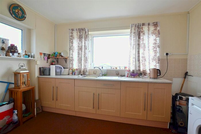 2 Bedroom Semi-Detached Bungalow For Sale In Scandinavia Heights, Saundersfoot, SA69
