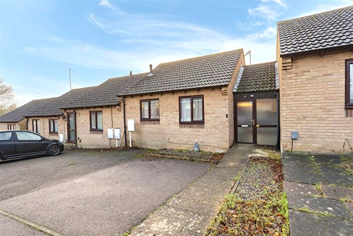 1 Bedroom Bungalow For Sale In Alfred Street, Kettering, NN16