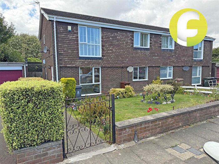 2 Bedroom Flat For Sale In Peebles Close, North Shields, NE29