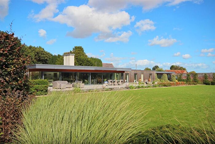 4 Bedroom Detached House For Sale In Kilnwick, Driffield, YO25