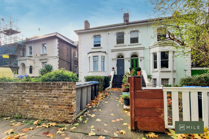 1 Bedroom Apartment To Rent In Malvern Road, Queens Park, NW6