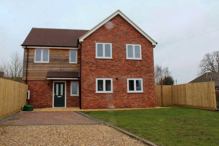 4 Bedroom Detached House To Rent In Old Bothampstead Road, Beedon, Newbury, RG20