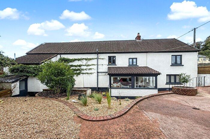 4 Bedroom House For Sale In College Court, Uffculme, Cullompton, Devon, EX15