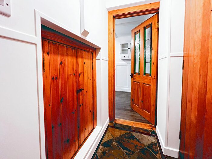 1 Bedroom Detached Bungalow For Sale In Antrim Road, Newtownabbey, BT36
