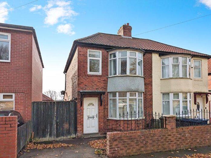 2 Bedroom Semi Detached House For Sale In Whickham View, Denton Burn, Newcastle Upon Tyne, NE15