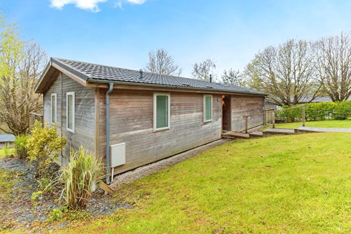 2 Bedroom Property For Sale In Lanreath, Looe, Cornwall, PL13