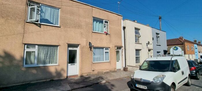 1 Bedroom Flat To Rent In Clouds Hill Road, St George, Bristol, BS5