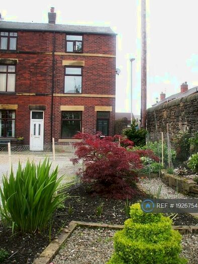 3 Bedroom Terraced House To Rent In Phoenix Street, Littleborough, OL15