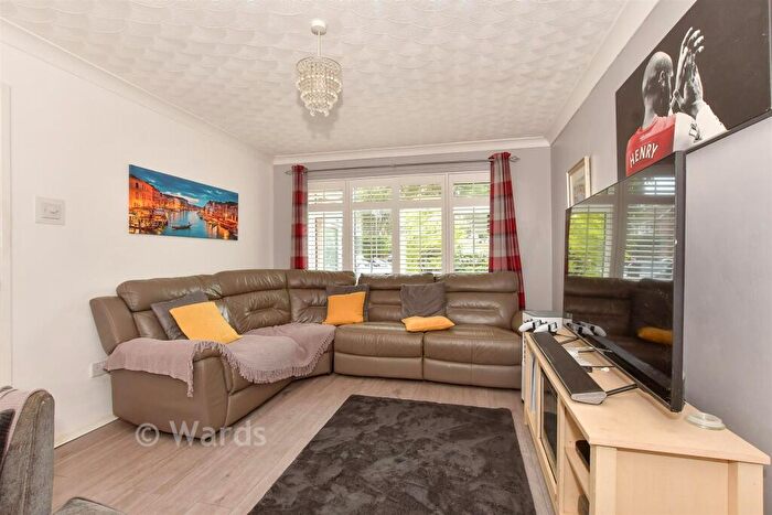 3 Bedroom End Of Terrace House For Sale In Orchard Drive, Newington, Sittingbourne, Kent, ME9