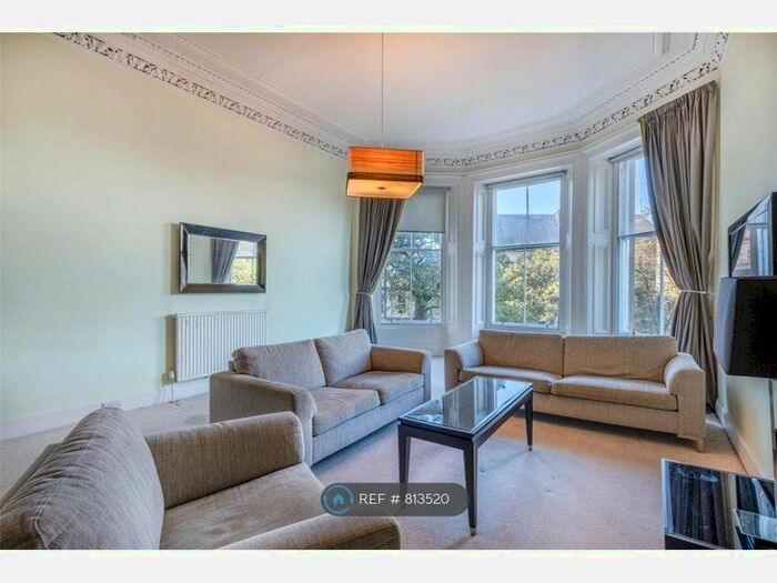 2 Bedroom Flat To Rent In Queen Margaret Drive, Glasgow, G12