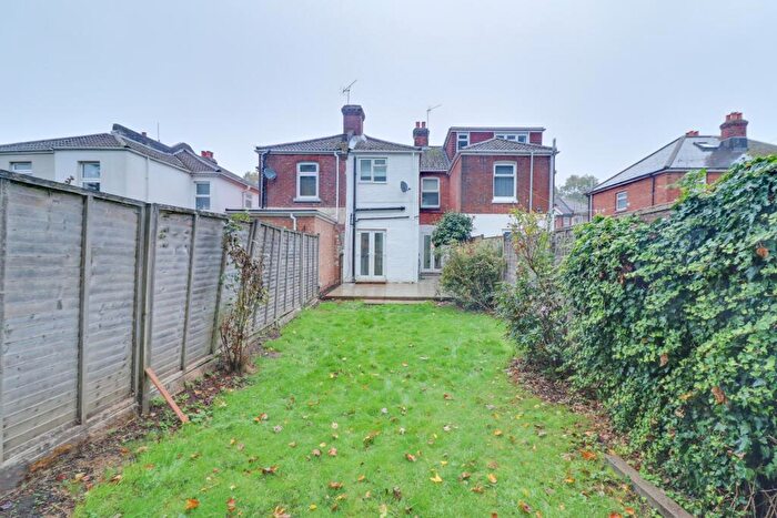 2 Bedroom Terraced House For Sale In Porchester Road, Woolston, SO19