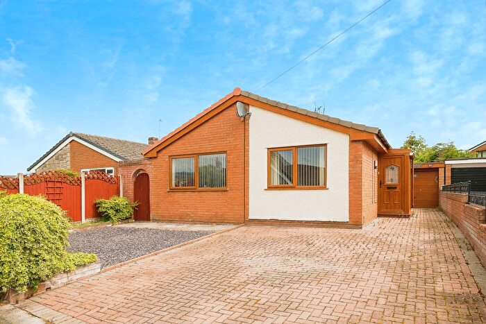 2 Bedroom Bungalow For Sale In Crogen, Chirk, Wrexham, LL14