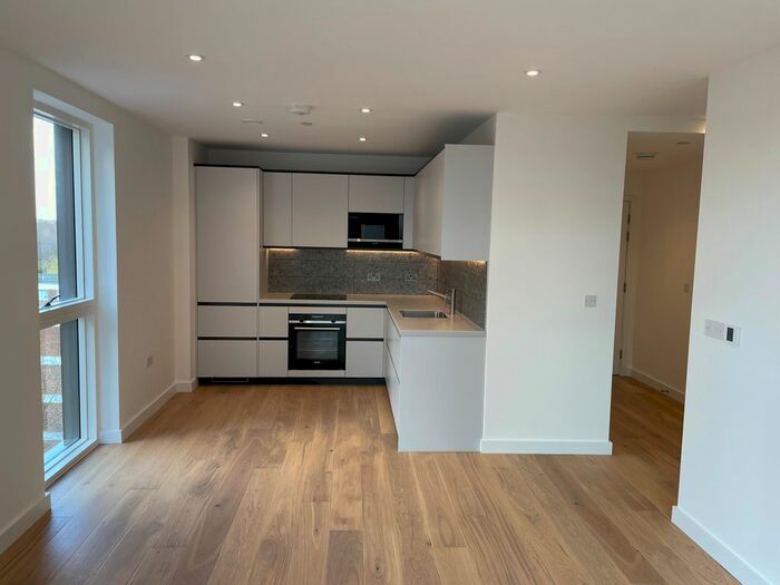 1 Bedroom Flat To Rent In Bathgate Place, London, W13