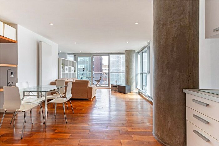 1 Bedroom Flat For Sale In Clowes Street, Salford, Greater Manchester, M3