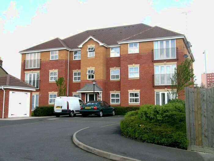 1 Bedroom Flat To Rent In Botham Drive, Slough, SL1
