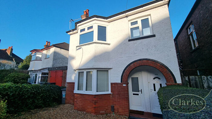 2 Bedroom Apartment For Sale In Green Road, Bournemouth, BH9