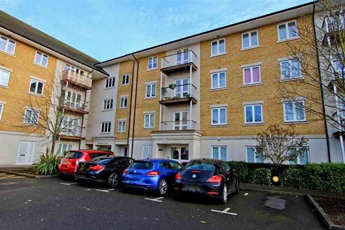 2 Bedroom Flat For Sale In Garland House, West Drayton, UB7