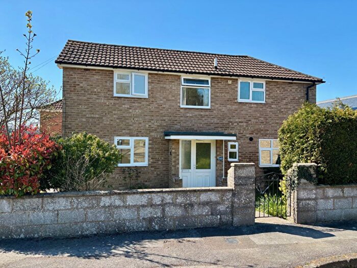 3 Bedroom Semi-Detached House For Sale In Mayfair Road, Laverstock, Salisbury, SP1