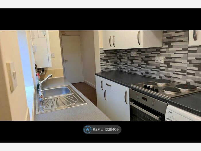 2 Bedroom Terraced House To Rent In Queen Victoria Street, York, YO23