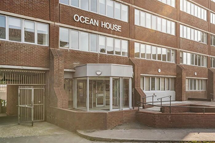 2 Bedroom Flat To Rent In London Road, St. Leonards, TN37