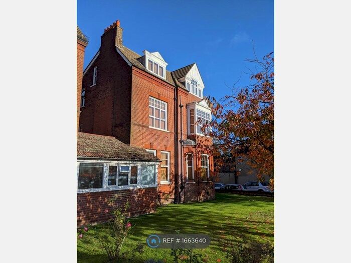 1 Bedroom Flat To Rent In Lower Addiscombe Road, Croydon, CR0