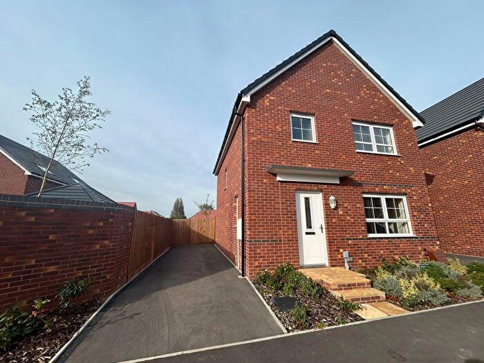 3 Bedroom Detached House For Sale In Shaftmoor Farm Road, Birmingham, B28