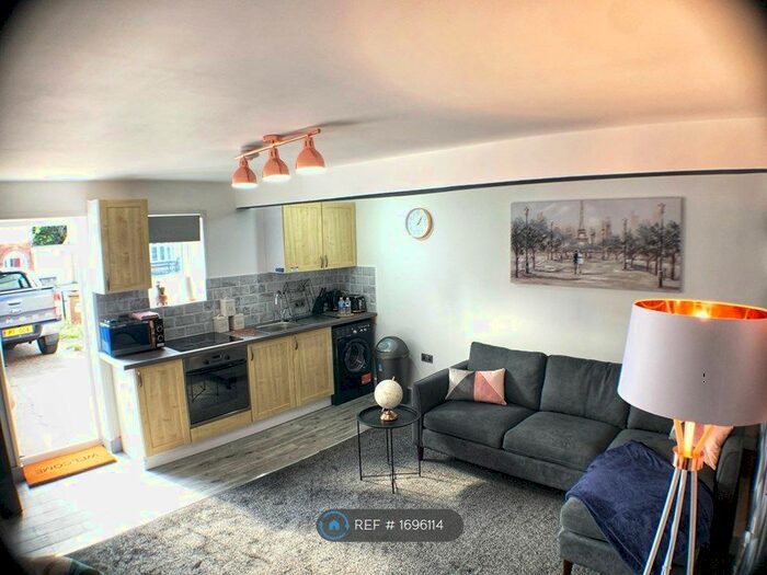 1 Bedroom Flat To Rent In A Littleover Lane, Derby, DE23