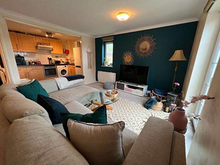 2 Bedroom Flat To Rent In Cory Place, Cardiff Bay, CF11