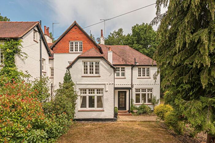 5 Bedroom House To Rent In Seven Hills Road, Cobham, KT11