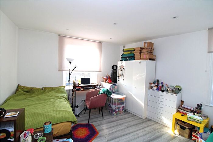 Studio To Rent In Norwood Road, London, SE27