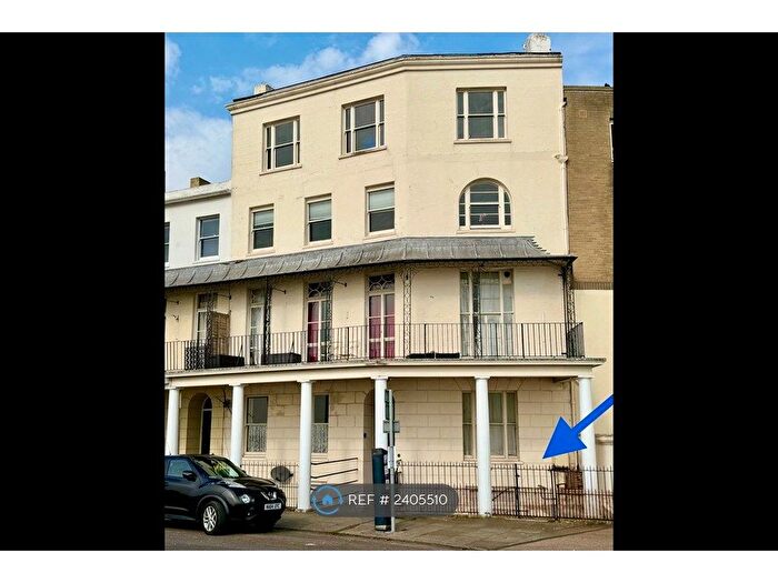2 Bedroom Flat To Rent In Wellington Crescent, Ramsgate, CT11
