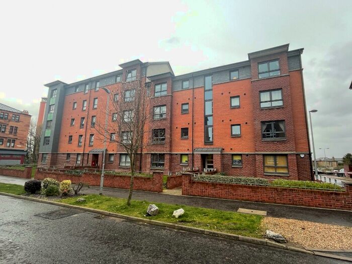 2 Bedroom Flat To Rent In Springfield Gardens, Glasgow, G31