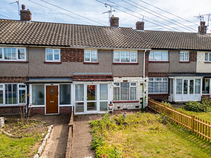 3 Bedroom Terraced House For Sale In Swanscombe Street, Swanscombe, Kent, DA10