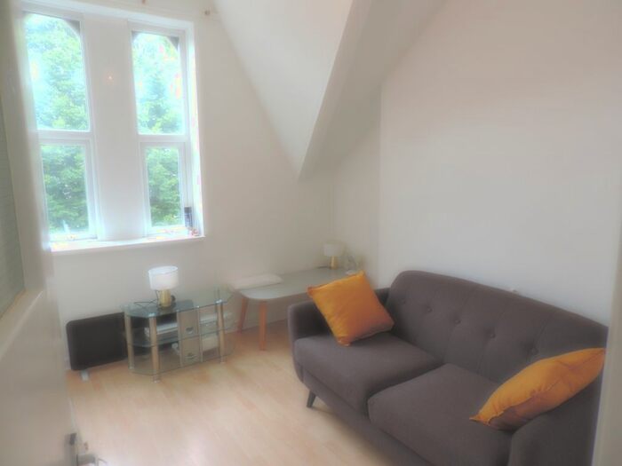 1 Bedroom Flat To Rent In Connaught Road, Roath, Cardiff, CF24