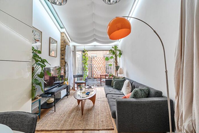1 Bedroom Flat For Sale In Haberdasher Street, Shoreditch, London, N1