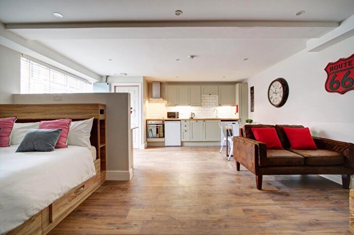 Studio To Rent In Peel Street, Nottingham, NG1