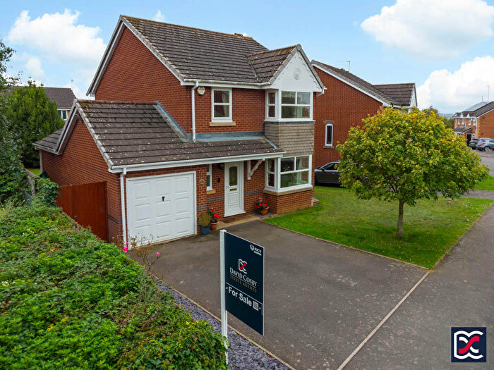 4 Bedroom Detached House For Sale In Jenner Crescent, Northampton, Northamptonshire, NN2