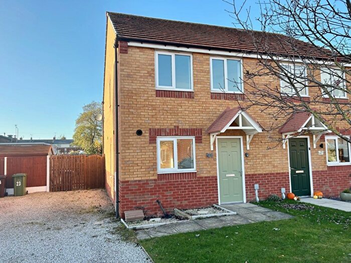 3 Bedroom Semi Detached House To Rent In Cemetery Road, Langold, Worksop, Nottinghamshire, S81