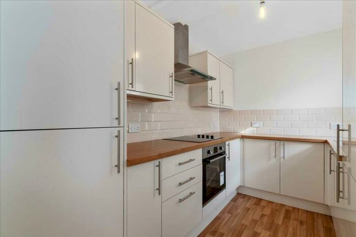 6 Bedroom Terraced House To Rent In Headland Park, Plymouth, PL4