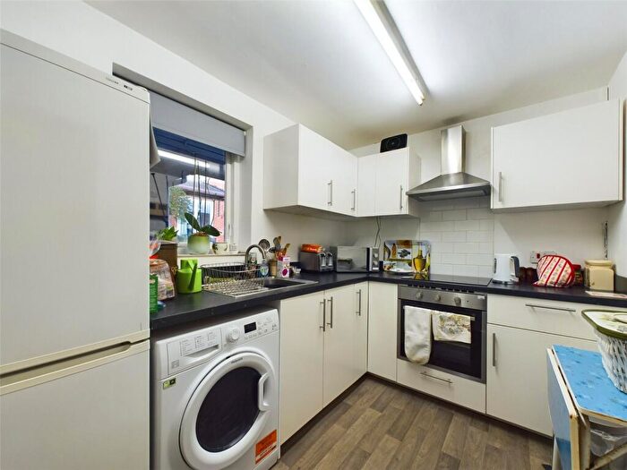 1 Bedroom Bungalow For Sale In Birch Walk, The Firs, Elmswood Gardens, Sherwood, Nottingham, NG5