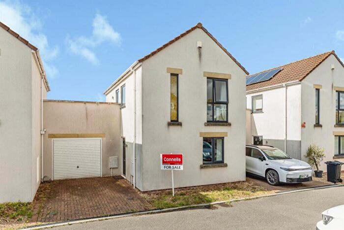 4 Bedroom Link Detached House For Sale In Bridge Views, Bristol, BS4