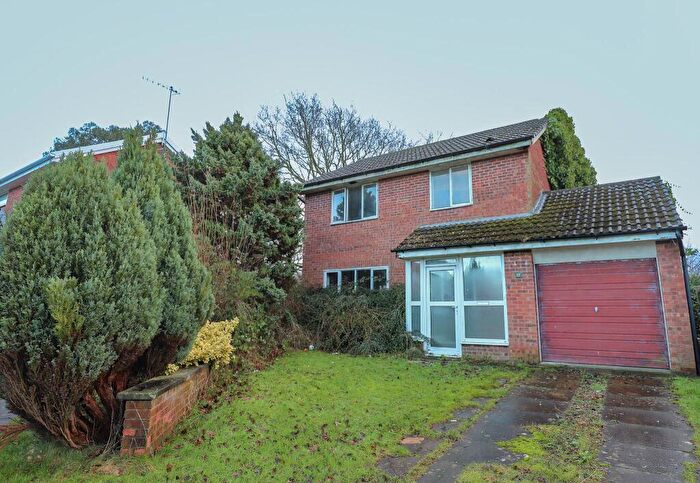 4 Bedroom Detached House For Sale In Barnacre Close, Lancaster, Lancashire, LA1