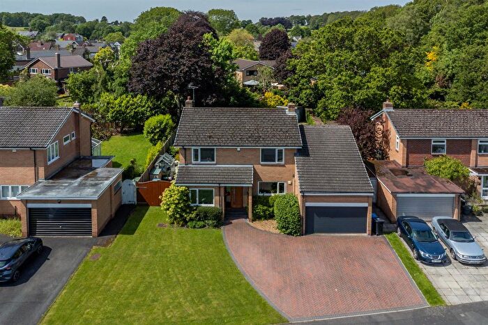 4 Bedroom Detached House For Sale In Pineways, Appleton, Warrington, WA4