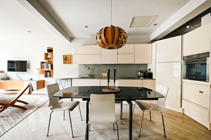 3 Bedroom End Of Terrace House For Sale In Causton Street, London, SW1P