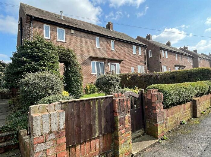 3 Bedroom Semi-Detached House To Rent In Woodland Close, Hall Green, WF4