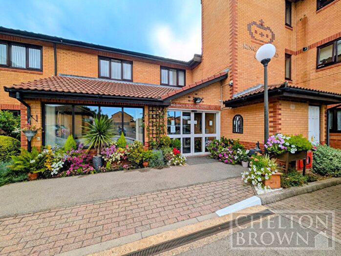 2 Bedroom Flat For Sale In Wootton Brook Close, Northampton, Northamptonshire, NN4