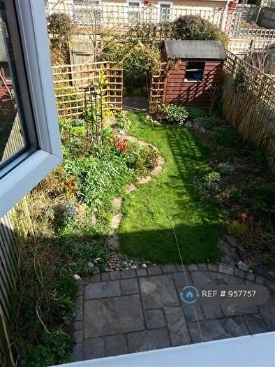 3 Bedroom Terraced House To Rent In Chartfield Road, Cambridge, CB1